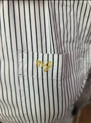 Camisa de rayas para mujer