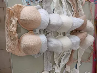 Lote Sujetadores ETAM (Nuevos) - Tallas 90E y 95D