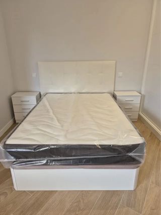 Vendita urgente: letti, materassi, camere da letto