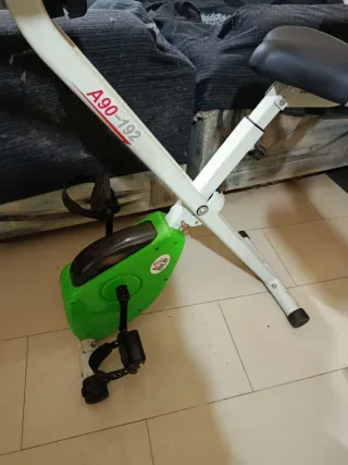 Bicicleta Estática Plegable Verde