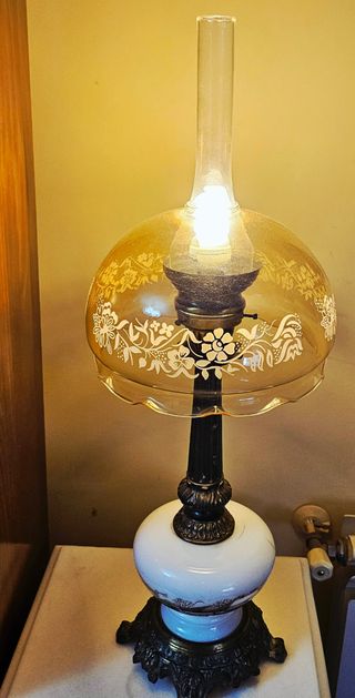 Lámpara estilo Victoriano queroseno/eléctrica