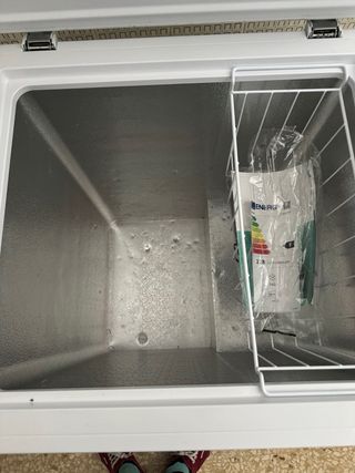 URGE: Arcón congelador Hisense 142L casi sin uso