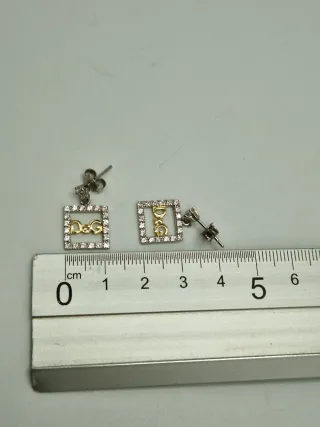 Pendientes de oro 18kt con circonitas.