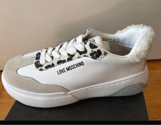 Sapatilhas Love Moschino bege e multicolor 38 nova