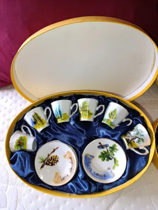 Elegante Set 12 Pezzi Tazzine e Piattini