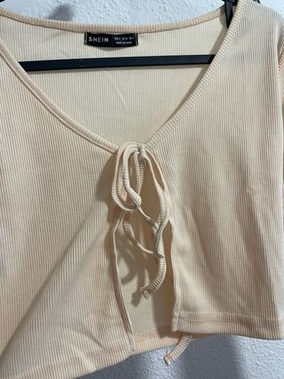 Rebeca corta amarilla / manga larga / ajustable