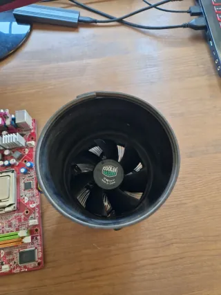 Placa MSI MS-7255 + Intel Pentium D + CoolerMaster