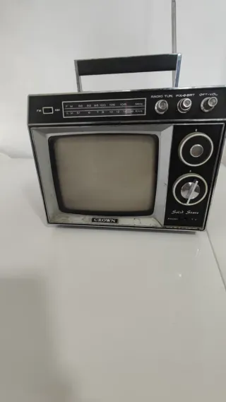 TV y Radio Portátil Crown Vintage