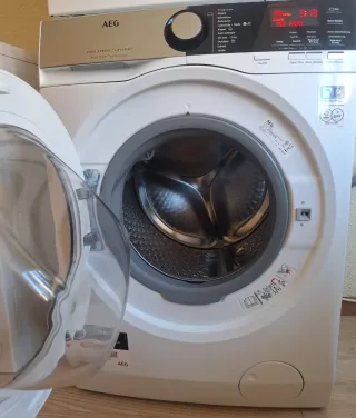 Lavadora AEG 9kg
