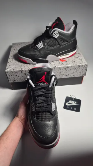 Jordan 4 Bred Reimagined size 40.5