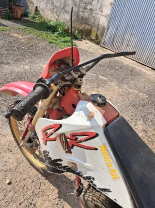 Rieju RR Enduro Roja y Blanca