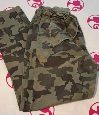 Pantalón camuflaje chica