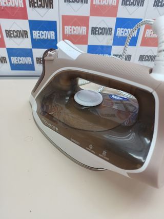 Plancha vapor 2400 W golpe 120 g – Rowenta