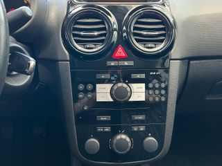 Opel Corsa 1.4i 100cv