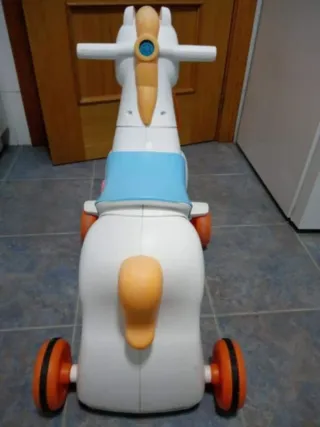 Caballito correpasillos y piolin