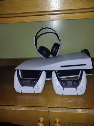 Consola PS5 + 2 Mandos + Auriculares + Juegos