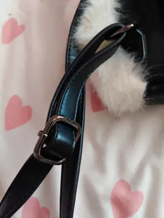 Bolso peludo beige y marrón