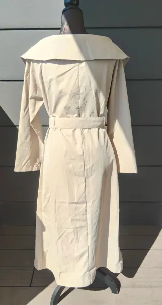 Vestido abrigo trench beige