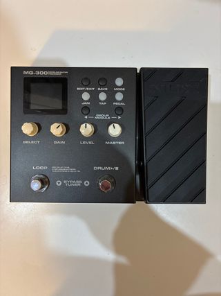 NUX MG-300 Procesador Guitarra Multiefectos