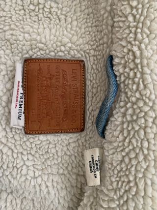 Chaqueta Levi's vaquera con borreguito Talla L