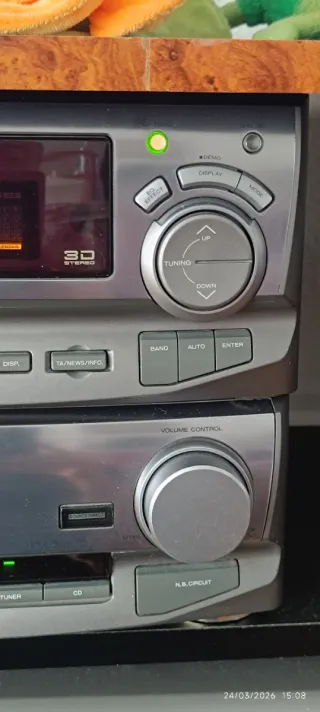 Amplificador Kenwood A-H5 y Tuner Equalizador.