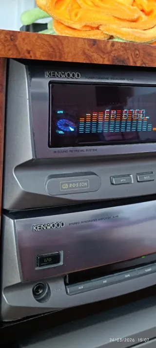 Amplificador Kenwood A-H5 y Tuner Equalizador.