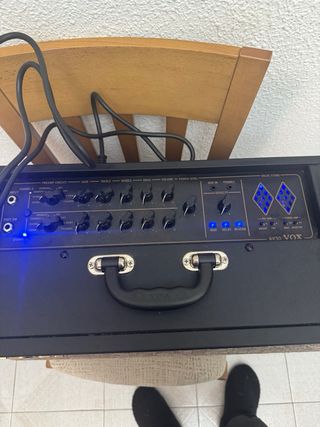 Amplificador Vox AV30 30W Valve Reactor + VFS5