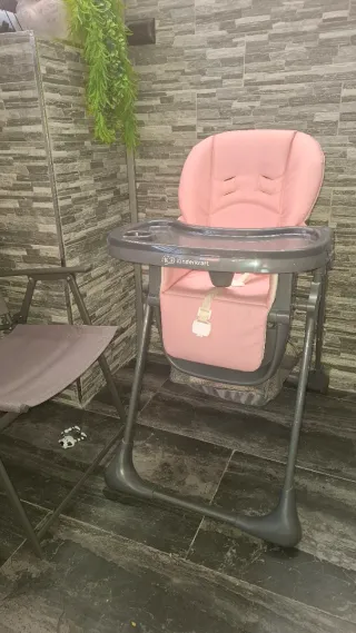 Trona Kinderkraft bebé rosa