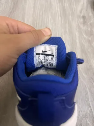 Zapatillas Nike niño azul