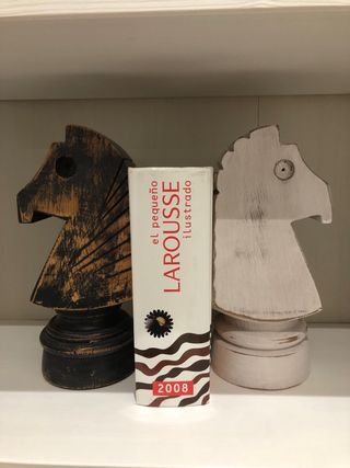 Figuras de madera hechas a mano