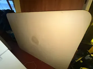 Canape de tela y madera beige