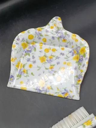 Juego de escoba y recogedor de mesa de porcelana