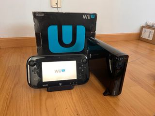 Nintendo Wii U Consola Negra + Accesorios
