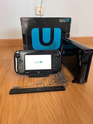 Nintendo Wii U Consola Negra + Accesorios
