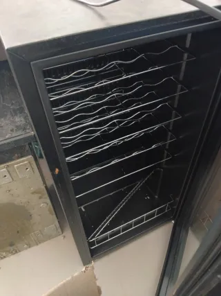 Vinoteca 25 botellas