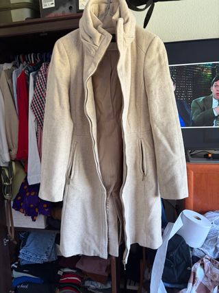 Abrigo Zara Beige