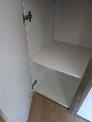 Aparador de cocina madera y blanco