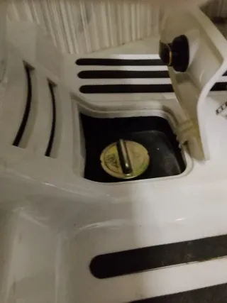 Ciclomotor Scooter Blanco UM CHILL 50/ año 2022.