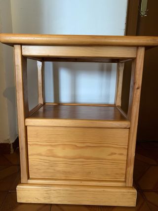 Mesita auxiliar madera 2 cajones