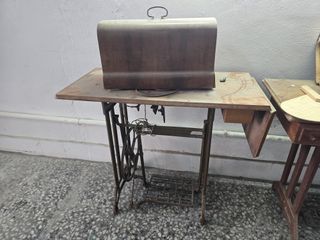 2 Máquinas de coser antigua Refrey Transforma