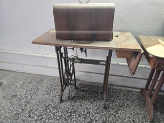 2 Máquinas de coser antigua Refrey Transforma