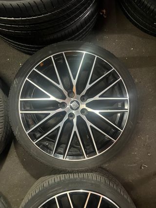 Llantas 19' Seat Leon Cupra PackPerformance Brembo