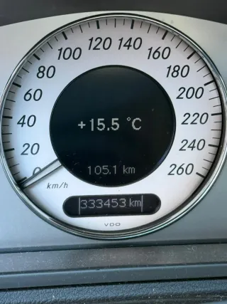 Mercedes-Benz Clase E 2005