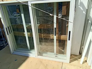 Tres Ventanas correderas aluminio sin persiana