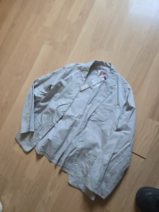 Ropa vintage MUY barata.