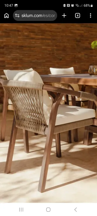 Silla Sklum. Modelo Dubai. Madera y Tela Beige