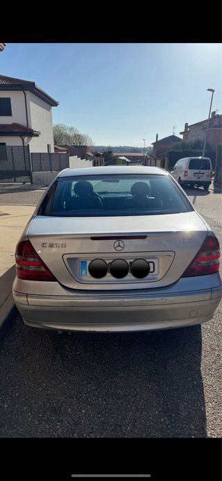 Mercedes-Benz C 220 2005