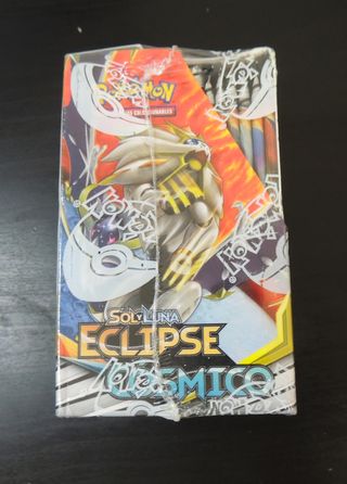 Caja Pokémon Eclipse Cósmico 18 Sobres Español