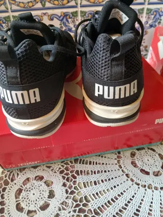 Zapatos Puma Negros Talla 40.5