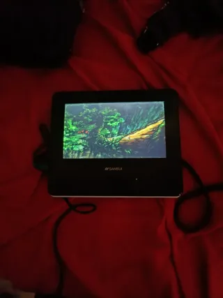 DVD Portátil Sansui con Funda para ponerlos en los